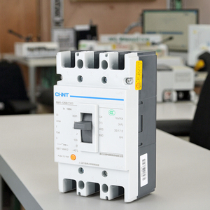 Interruptor Automático de Caja Moldeada Serie NM1LE 4P MCCB 30KA 63A 80A 100A 125A - Product Image 6