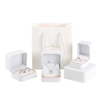 Boîte à bagues de mariage en cuir PU blanc pour demande en mariage, coffret cadeau de bijoux de mariée, présentoir à collier doublé de velours