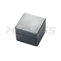 Fournisseur de broyeurs à herbes carrés à 3 couches avec logo personnalisé, commande en gros, dents CNC aiguisées, broyeur à tabac, accessoires pour fumer