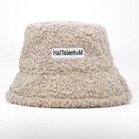 Chapeau Bob en Polaire Berbère Longue Personnalisé, Matière Peluche avec Logo Brodé, Multicolore, Prêt à Expédier – Chapeau Seau Tendance