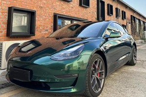 Film vinyle PET vert royal brillant pour Tesla Model 3 et Model Y, auto-cicatrisant, avec technologie Air Release, épaisseur 8,5 mil, film de protection pour véhicule, film de changement de couleur - Product Image 2