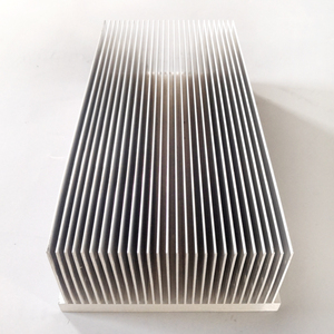 Nhà Máy Giá Công Suất Cao IGBT Biến Tần UPS Nhôm Tản Nhiệt 121.5(W)* 62(H)* 240(L) Mm Buộc Làm Mát Không Khí Ép Đùn Tản Nhiệt - Product Image 2