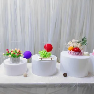 展示圆形蛋糕甜点架的丙烯酸立管，婚礼派对用空心底部的食品立管圆筒嵌套，