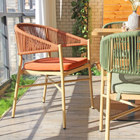 Chaise de salle à manger en rotin naturel tissé en métal aluminium durable Design moderne pour une utilisation en extérieur dans le restaurant, le café, le patio et le jardin.