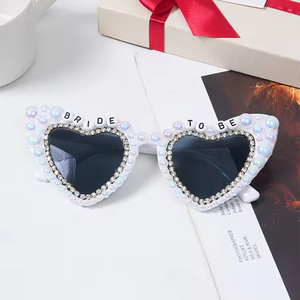 Hstyle despedida de soltera novia para ser gafas de sol despedida de soltera regalos accesorios de boda favores de fiesta gafas de sol de diamantes de imitación - Product Image 1