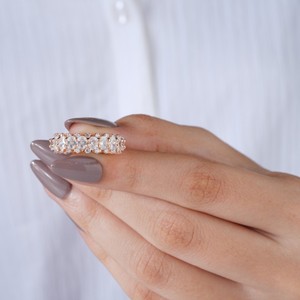 Anillo de Oro Rosa de Lujo con Doble Hilera de Piedras Transparentes, Diseño Elegante y Brillante para Mujer, Joyería para Fiestas, Regalo de Aniversario - Product Image 6
