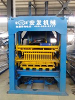 Machine à fabriquer les briques et les blocs de béton, machine de construction préfabriquée pour briqueterie