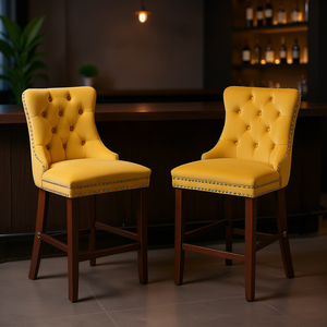 Tabourets de bar rembourrés en velours, capitonnés, avec pieds en bois et garniture cloutée, style contemporain, lot de 2 - Product Image 2