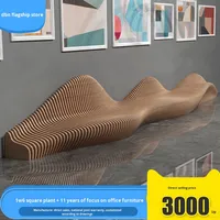 Banc de siège en bois massif découpé en forme de vague, pieds coniques, pour centre commercial et zone de repos publique, chaise d'attente personnalisable