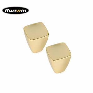 OEM Factory Bright Gold Zinc Alloy Cabinet Square <strong>Knob</strong> Eco-Friendly Modern Design Easy Installation for Drawer Warehouse - Product Image 1