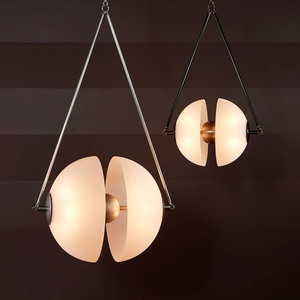 Lampadario a Sospensione LED in Stile Wabi-Sabi XZ, Creativo con Sfera di Vetro e Ottone, per Soggiorno, Sala da Pranzo e Bar - Product Image 1