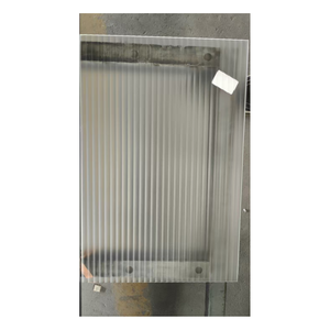 Verre solaire trempé givré de 5 mm - Écologique, haute résistance, garantie 5 ans - Product Image 1