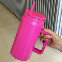50OZ Büyük Pipetli Bardak 304 Paslanmaz Çelik Vakumlu Büyük Kapasiteli Taşınabilir Saplı