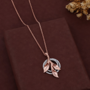 จี้เพชรโมอิสซาไนต์ดีไซน์หรูหรา เงินแท้ 925 ประดับเพชรแบบ Iced Out สไตล์ฮิปฮอป สำหรับผู้หญิง สวมใส่ในงานปาร์ตี้หรือเป็นของขวัญ - Product Image 1