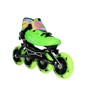 工厂OEM定制标志儿童速滑3 & 4轮碳纤维青少年直排式速滑鞋