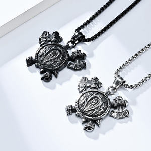 Collar de escudo gótico para hombre con hacha de batalla vikinga retro estilo hip-hop punk, impermeable, de acero inoxidable 316L, joyería de moda al por mayor - Product Image 1