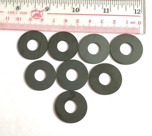 Tấm Chắn <span class=keywords><strong>Ferrite</strong></span> Sạc Không Dây KR25 * 10*1.0Mm Lõi <span class=keywords><strong>Ferrite</strong></span> Theo Yêu Cầu - Product Image 1