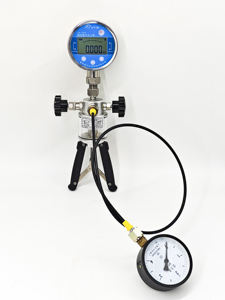 Bomba de calibración de alta presión de mano 70MPa Probador hidráulico portátil Manómetro de control de precisión/Transformador transmisor - Product Image 6