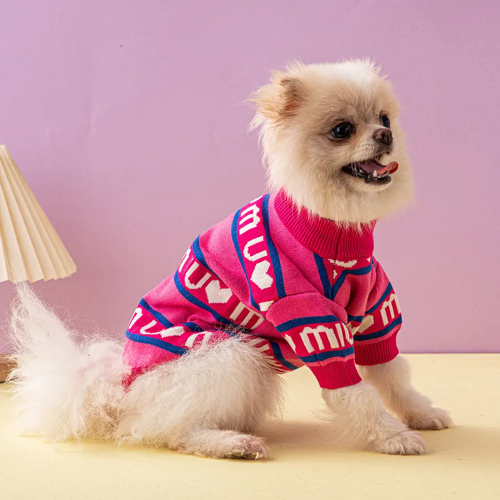 カスタムロゴFNJIAファッショナブルなペットキットセーター素敵なかわいいプルオーバージャカードペット用ニット服