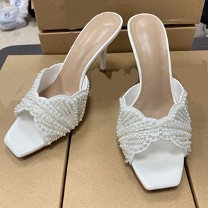 Nouvelles sandales d'été à talon haut carré décorées de perles pour femmes, chaussures polyvalentes style mule à talon fin et bout ouvert pour femmes - Product Image 6