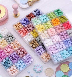 Perles de sceau de <span class=keywords><strong>cire</strong></span>, 24 couleurs de pastilles de <span class=keywords><strong>cire</strong></span> à cacheter en forme de patte <span class=keywords><strong>pour</strong></span> décor de Noël, <span class=keywords><strong>enveloppe</strong></span>, lettre, timbre, scellage d'emballage cadeau - Product Image 4