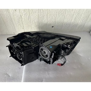 Phares d'origine d'<span class=keywords><strong>occasion</strong></span> <span class=keywords><strong>Audi</strong></span> <span class=keywords><strong>A8</strong></span> D5 Matrix LED 2015-2018 avec fonction d'éclairage normale 12V 6000K - Product Image 6