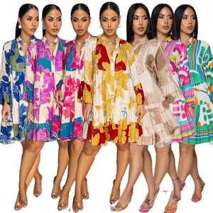 เดรสสตรีทแวร์ทรงมิดิ รุ่น K3601 แฟชั่นทันสมัย พิมพ์ลายดอกไม้ คอวี สีตัดกัน สไตล์ลำลอง โบฮีเมียน ใส่สบายสำหรับฤดูร้อน - Product Image 1