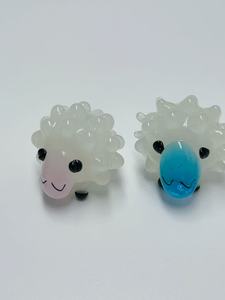 Figurine de mouton <span class=keywords><strong>miniature</strong></span> <span class=keywords><strong>en</strong></span> <span class=keywords><strong>verre</strong></span> de style Murano faite à la main, ornements <span class=keywords><strong>animaux</strong></span> colorés pour la décoration de bureau, de jardin féerique - Product Image 6