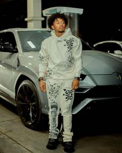 ชุดวอร์ม Chu <span class=keywords><strong>Fei</strong></span> <span class=keywords><strong>Ya</strong></span> 2024 ลายโลโก้แฟชั่น แบบไหล่ตก สไตล์อเมริกันสุดเท่ ผลิตในจีน - Product Image 5