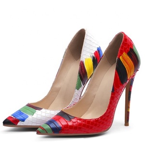 Escarpins à talons hauts pour femme, grande taille 45, à bout pointu, style stiletto, motif graffiti artistique coloré, pour soirée et occasions habillées - Product Image 6