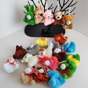 Venda Quente Urso de Pelúcia Bordado Super Macio 24 Princesas Alívio de Estresse Algodão PP Malha Lavável Ornamentos de Festa Pendurados - Product Image 3