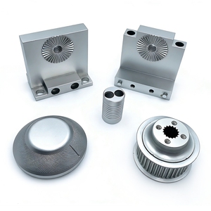 Servizi di Fabbricazione Metallica, Lavorazione CNC, Tornitura e Fresatura, Parti in Alluminio Anodizzato 6063/6061, Officina di Precisione - Product Image 1