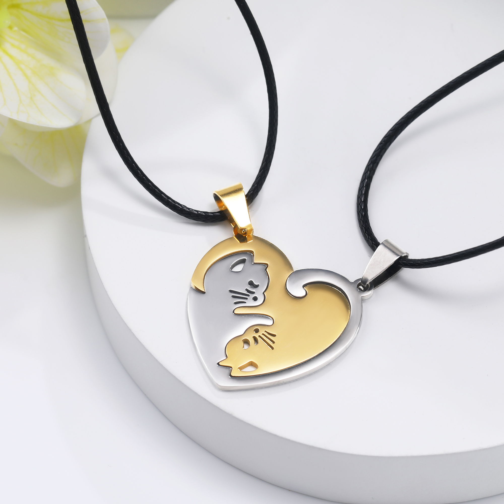bts v necklace