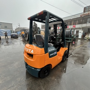 उच्च गुणवत्ता वाले जापानी मूल प्रकार 25 2.5-टन और 2-टन डीजल फोर्कलिफ्ट - Product Image 3