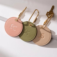 Porte-clés rond en cuir PU gaufré, style vintage, avec initiales, cadeau mignon pour petite amie