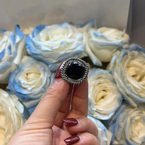 Orecchini a Perno Bicolore E4571 in Argento 925 Placcato Oro 18K con Onice e Montatura Geometrica per Uso Quotidiano Femminile - Product Image 6