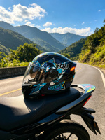 Casque de moto certifié 3C à double lentille avec feu arrière Graffiti