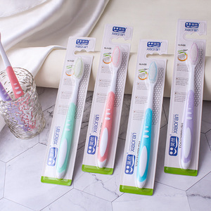 Bán Buôn New Đôi Màu Lông Tái Chế Nhựa Bàn Chải Đánh Răng Biểu Tượng Tùy Chỉnh Mềm Tóc Du Lịch Bàn Chải Đánh Răng - Product Image 6