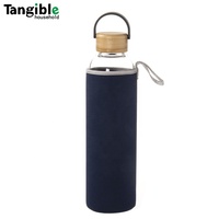 Bouteille d'eau personnalisée en verre à haute teneur en borosilicate de 34oz avec couvercle en bambou naturel Récipient à café en céramique portable avec marqueur de temps