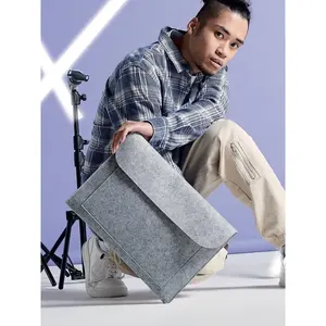 Custodia in feltro per laptop/documenti, merchandising personalizzato - Product Image 3