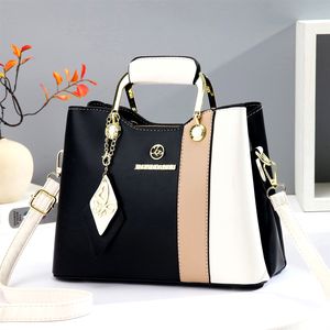 Sac à main Mary England pour femme, motif géométrique, en PU, fermeture ouverte, été, protection RFID, décoré de perles - Product Image 4