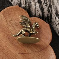 Petites décorations en laiton en forme de dinosaure, statue de pterosaure, dragon de simulation, décorations de bureau anciennes et antiques pour offrir en cadeau.