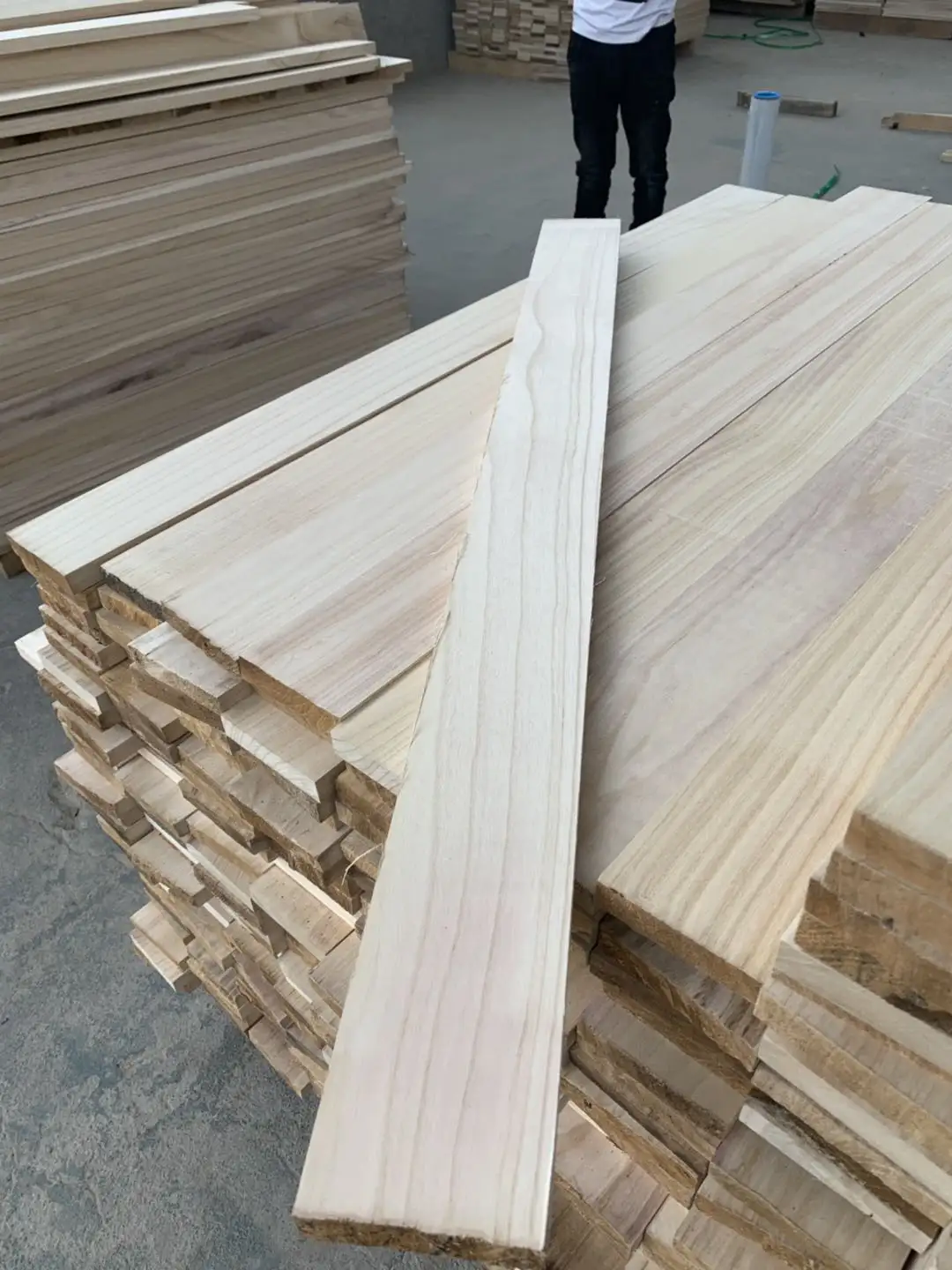 Tiras de madera de Paulownia para madera sin terminar, venta al por mayor