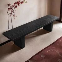 Banc long minimaliste en bois massif à texture naturelle avec pieds carrés épais pour la maison, le restaurant ou l'entrée