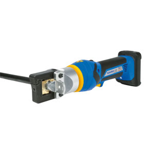 Pince à sertir électrique hydraulique Klauke EK354MLsetHLUK, outil de sertissage de fils industriels, entrée frontale, construction métallique - Product Image 5