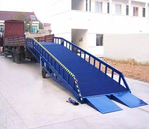 Rampa de Carga Móvil Hidráulica para Camiones, Rampa Portátil para Embarcaciones, Plataforma Elevadora - Product Image 2