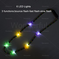Collier classique Mardi Gras perlé violet, vert et or avec 6 LED lumineuses pour la décoration et les fournitures de Noël, Nouvel An et mariage