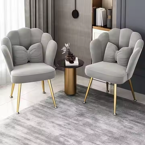 Chaise de manucure de vente chaude pour les salons de manucure Siège rembourré confortable avec un design moderne Construction durable pour les techniciens des ongles - Product Image 4