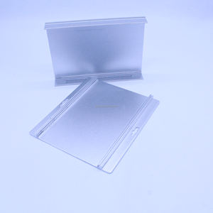 Fournisseur de profilés en aluminium de distribution d'énergie de voiture couvercle haut et bas radiateur radiateur pièces automobiles plaque de base support de boîte - Product Image 6