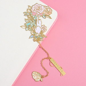 Customizable Brass Eco-Friendly Die-Cast Bookmarks with Cute Cat and Flower Design for Reading Accessories Gifts for Book Lovers